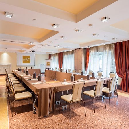 Grand Hotel Savoia Genova Esterno foto Meeting room
