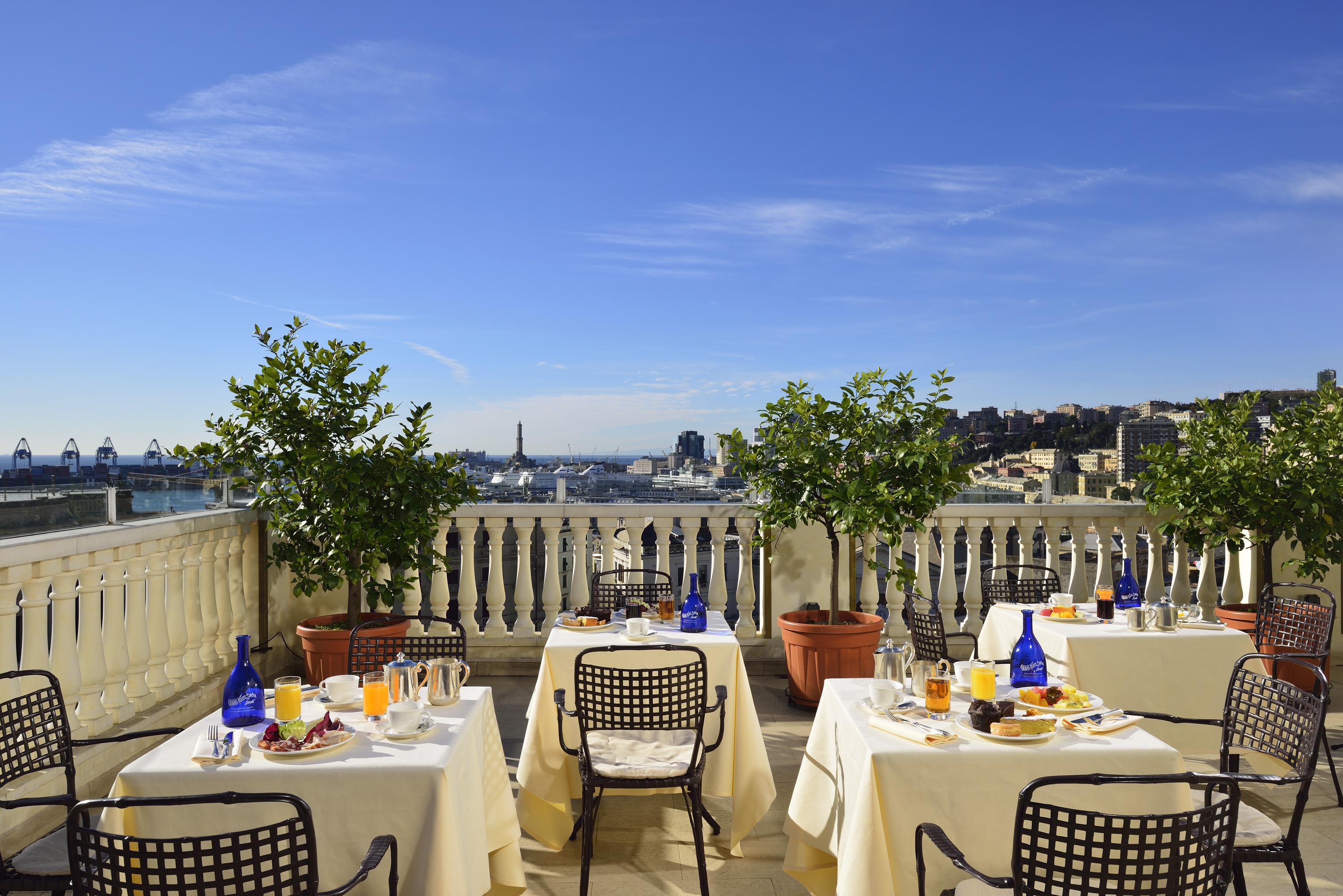 Grand Hotel Savoia Genova Esterno foto The Terrace