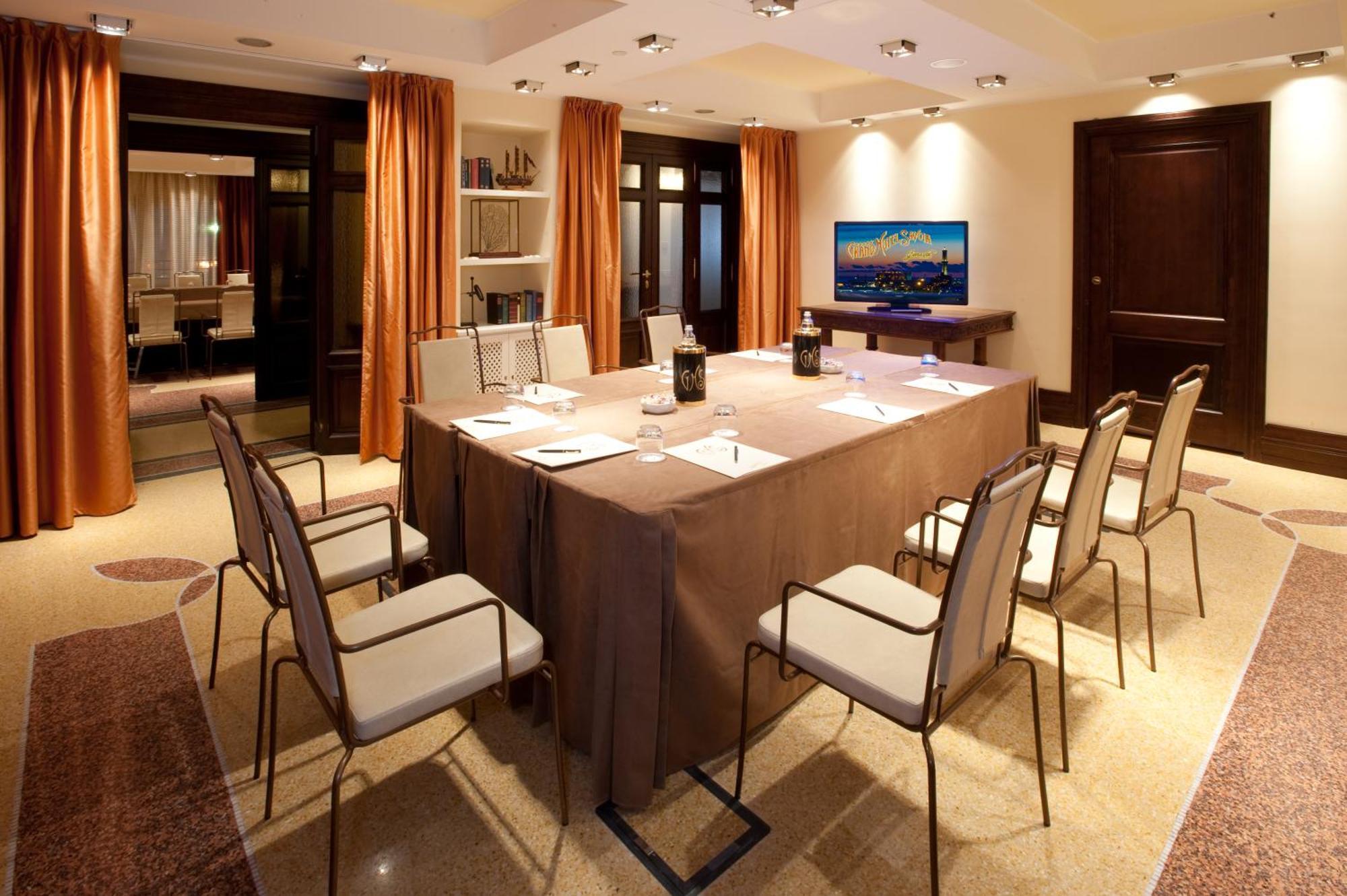Grand Hotel Savoia Genova Esterno foto Meeting room