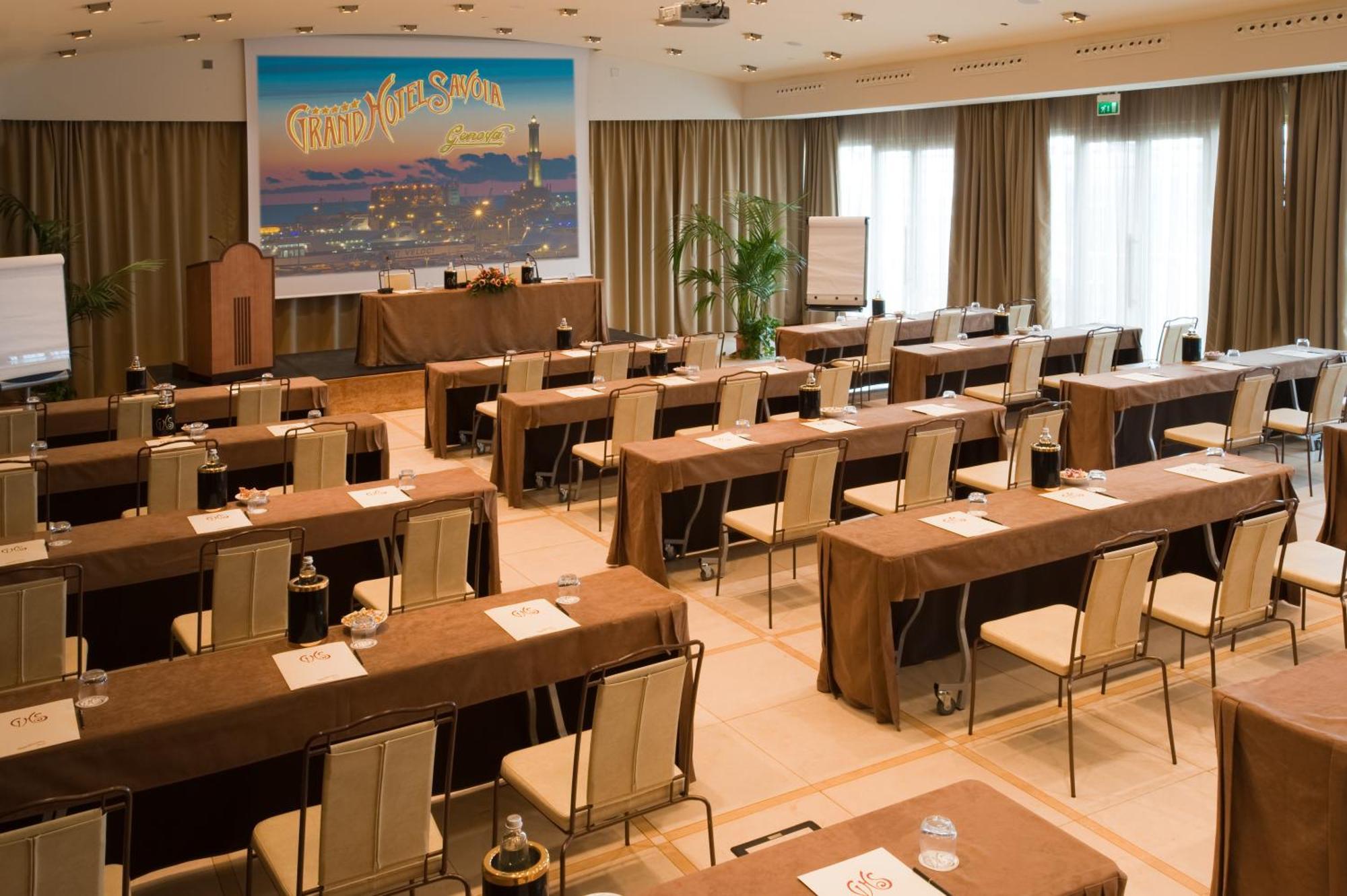 Grand Hotel Savoia Genova Esterno foto The conference room of the German National Academy of Sciences, Leopoldina, in Halle/Saale