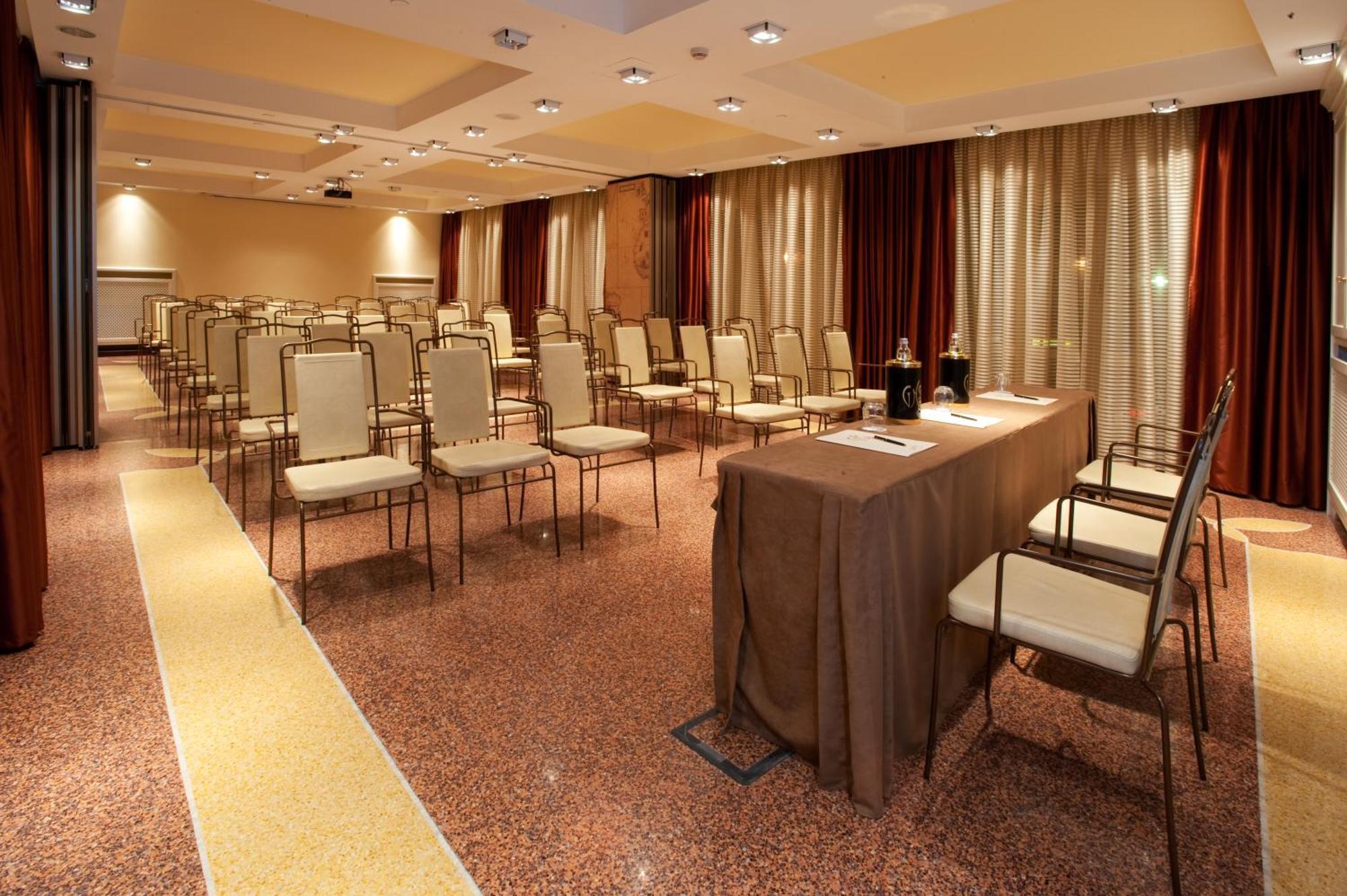 Grand Hotel Savoia Genova Affari foto Meeting room