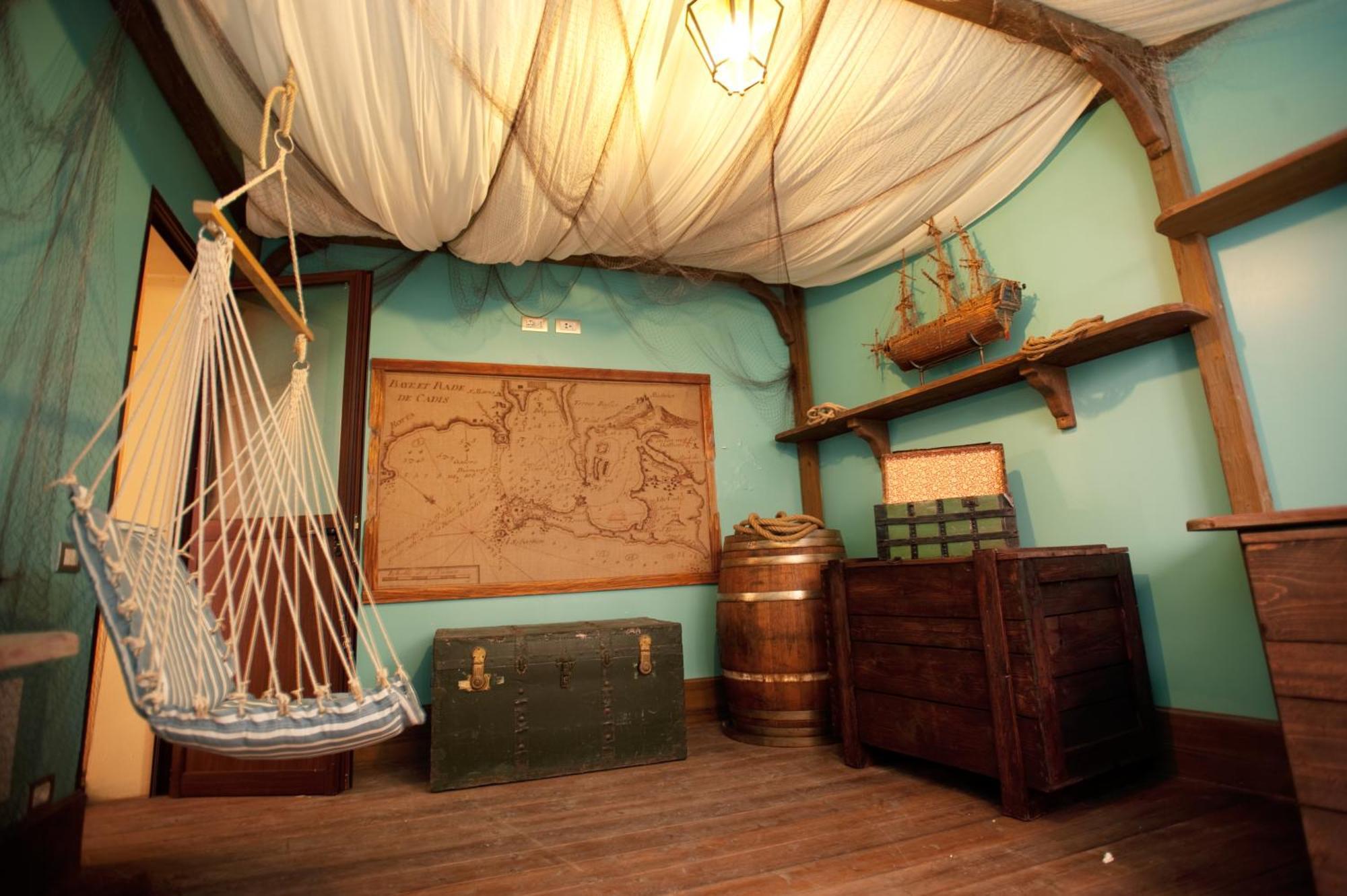 Grand Hotel Savoia Genova Esterno foto The Pirate Room