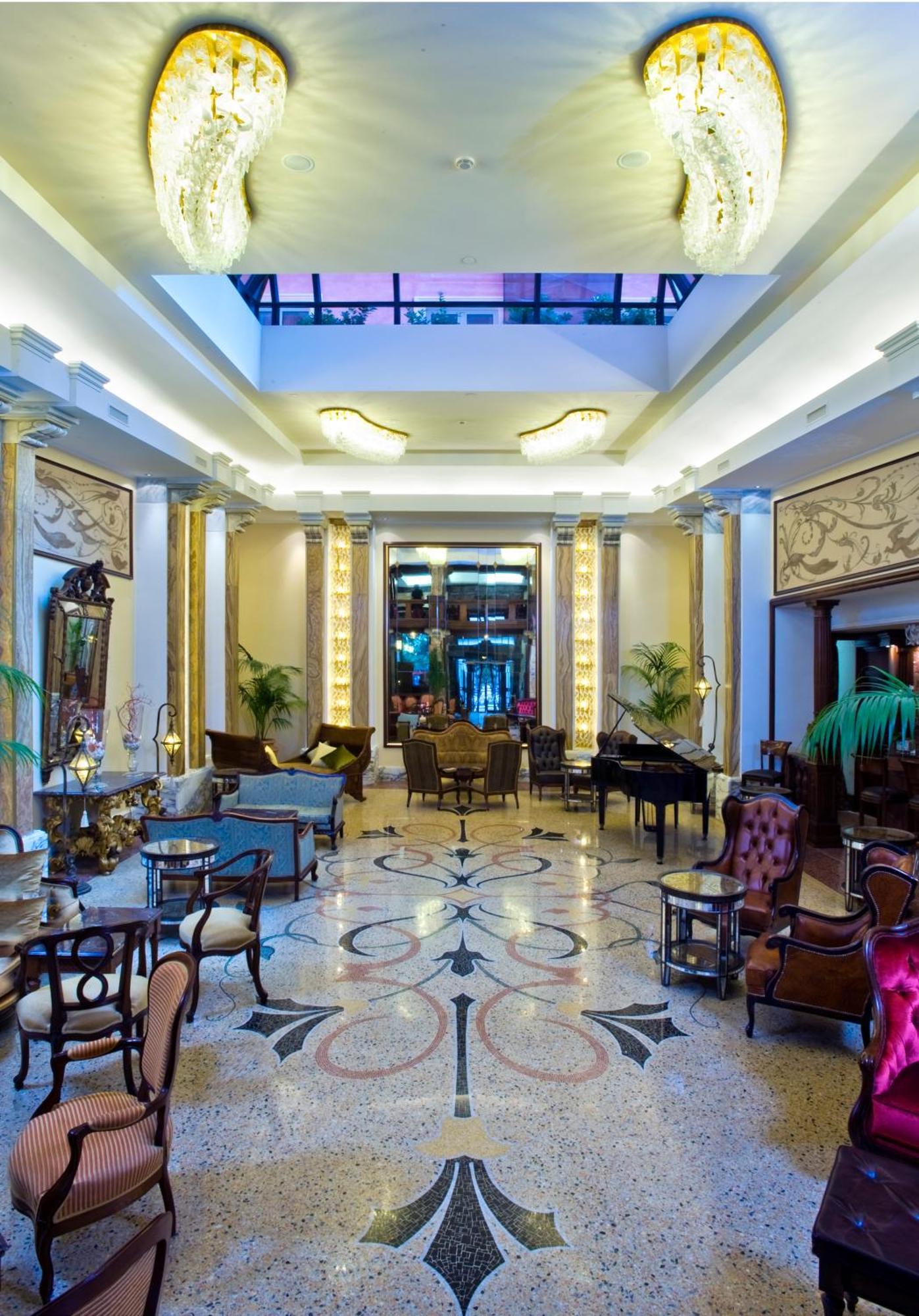 Grand Hotel Savoia Genova Esterno foto Lobby